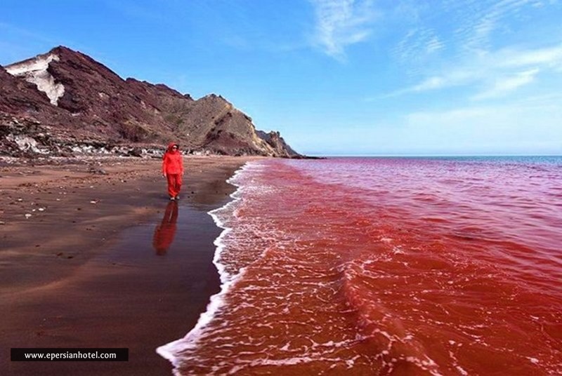 ساحل سرخ جزیره هرمز قشم